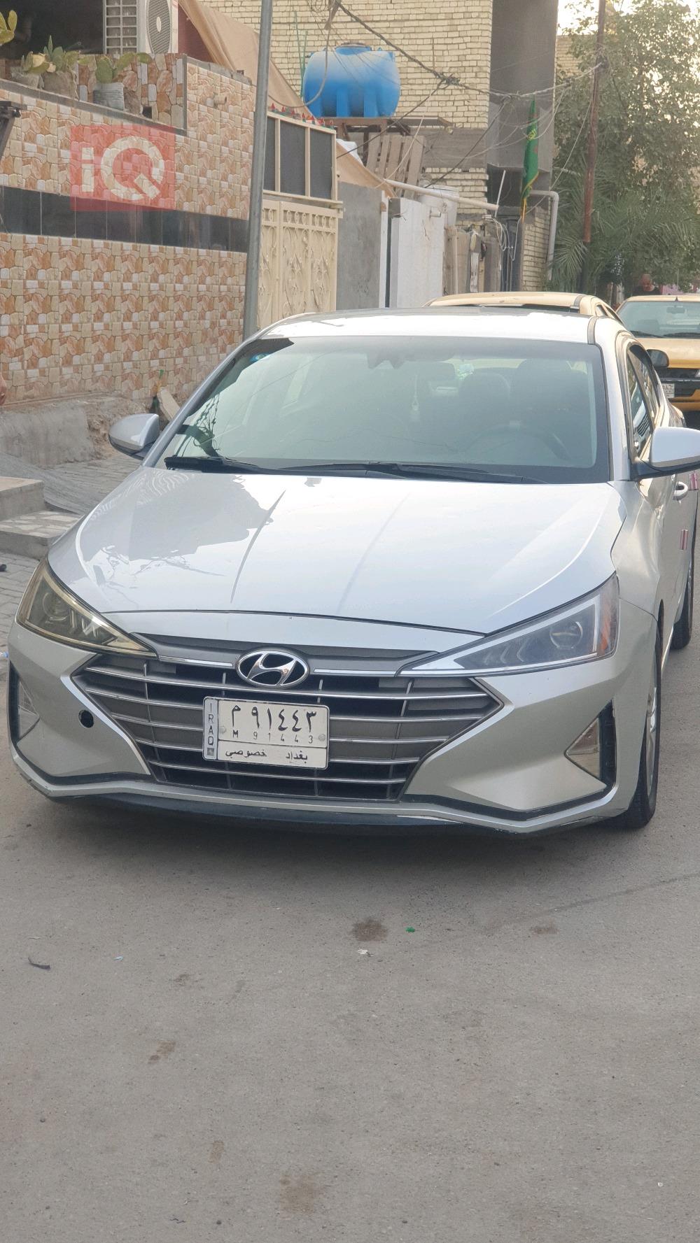 هیوندای ئەلەنترا